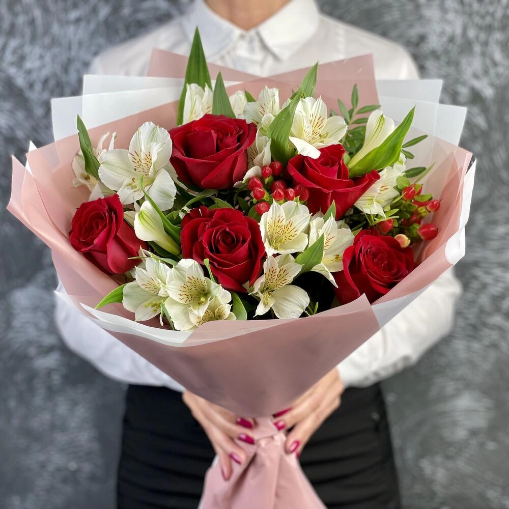 Букет «Нуар» – контраст страсти и нежности Петрозаводск Республика Карелия