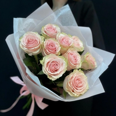 Букет из 9 розовых роз – нежность в каждом лепестке Петрозаводск Республика Карелия