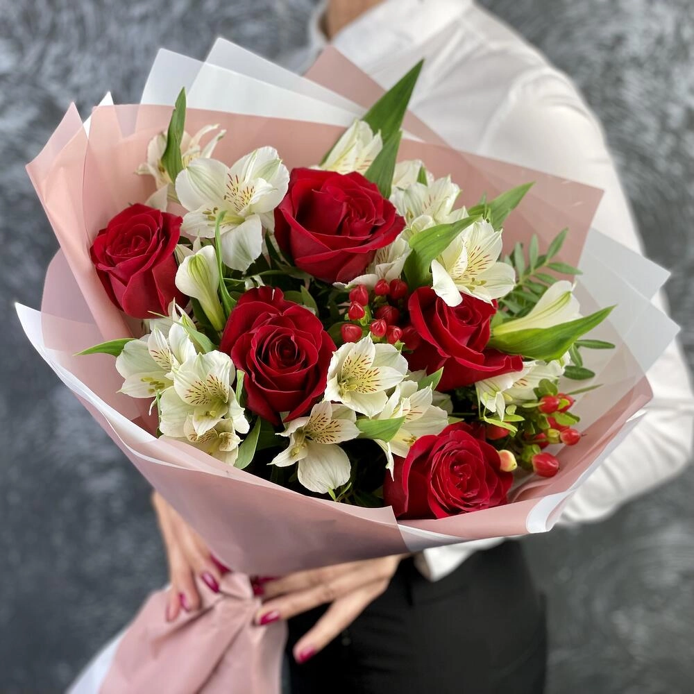 Букет «Нуар» – контраст страсти и нежности Петрозаводск Республика Карелия