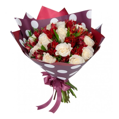 Букет из белых роз и красных альстромерий – гармония страсти и чистоты Петрозаводск Республика Карелия