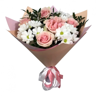 Букет из розовых роз и хризантем – нежность и долговечность Петрозаводск Республика Карелия